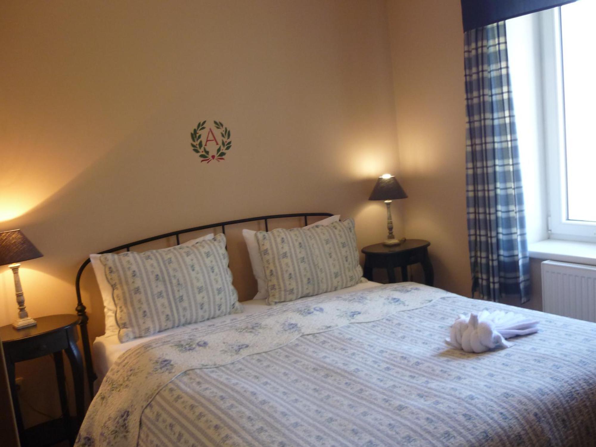 Amálka u Řípu Straškov Quarto foto